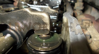 Adjusting 300Tdi valve clearances